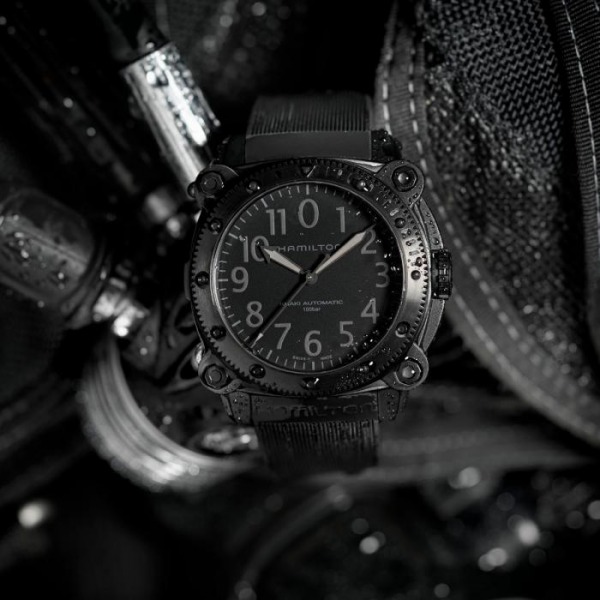 Montre Hamilton Khaki Navy BeLOWZERO 1000m Auto Titanium