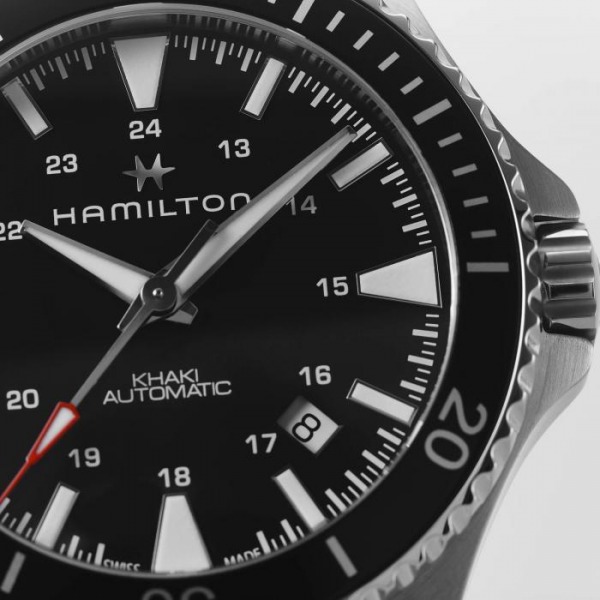 Montre Hamilton Khaki Navy Scuba Auto Cadran Noir Bracelet Acier