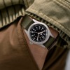 Montre Hamilton Khaki Field Mechanical Cadran Noir Bracelet Nato Vert