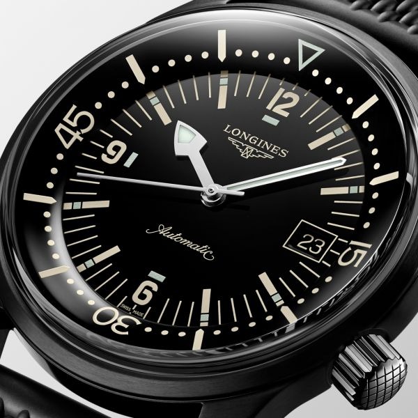 Montre Longines Legend Diver Auto Boîtier PVD Noir Cadran Noir
