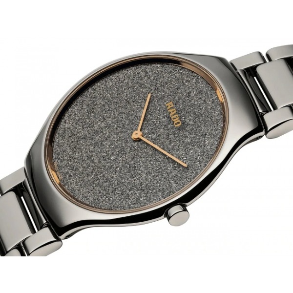 Montre Rado True Thinline Céramique grise 39 mm