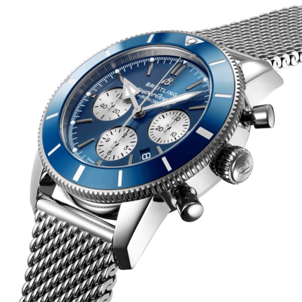 Montre Breitling  Superocean Heritage B01 44 mm  Chronographe Bleu Bracelet acier Aéro Classic boucle déployante