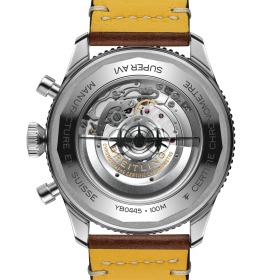 Montre Breitling Super AVI B04 Chronograph GMT 46 Mosquito