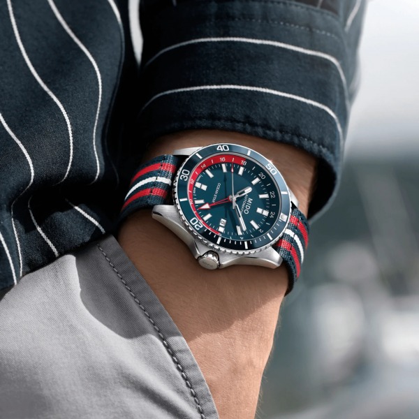 Montre Mido Ocean Star GMT Cadran Bleu Bracelet Acier