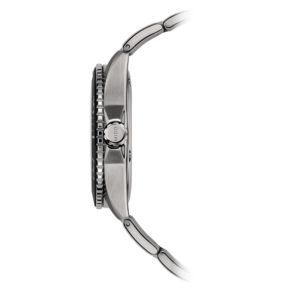 Montre Mido Ocean Star 200c Titanium Cadran Noir Bracelet Titane