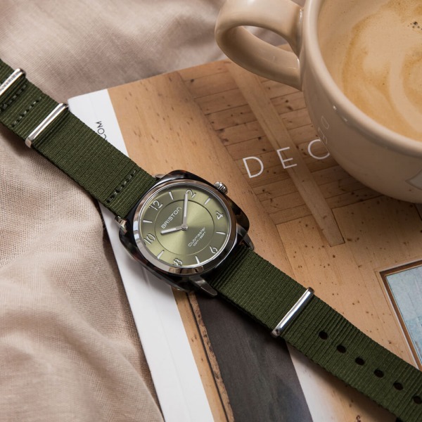 Montre Briston Clubmaster Chic Acétate Bracelet Nato Vert Olive