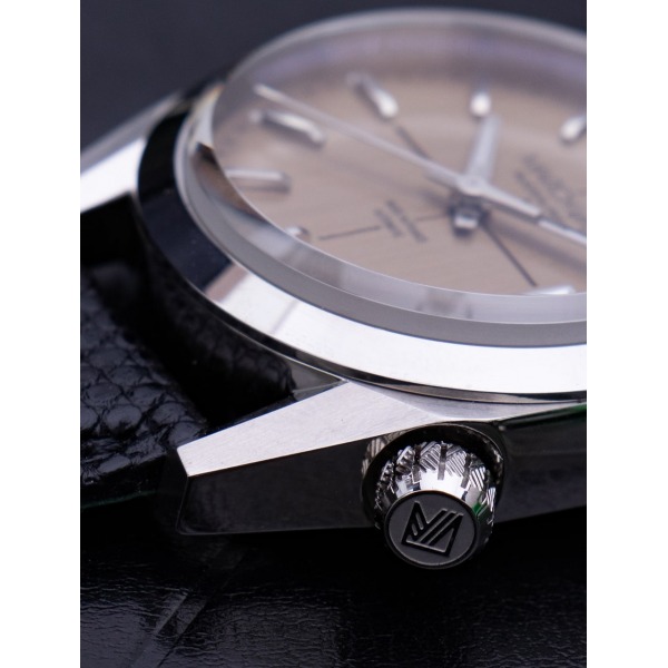 Montre MARCH LA.B AM69 Automatique Cadran Magnum Bracelet Acier