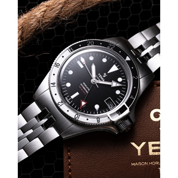 Montre Yema SUPERMAN 500 GMT 41mm Bracelet Acier