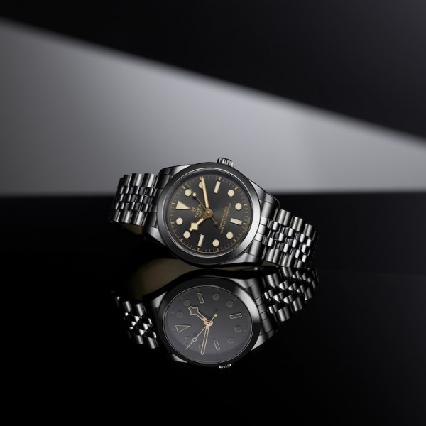 MONTRE TUDOR BLACK BAY 41MM CADRAN ANTHRACITE BRACELET EN ACIER