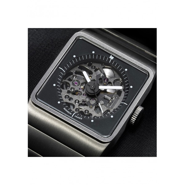 Montre LIP Big TV Titane Squelette Cadran Noir