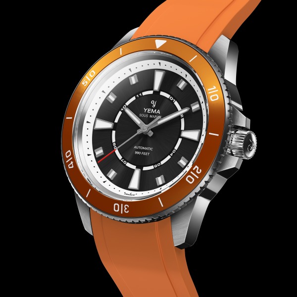 Montre Yema Sous-Marine Cadran Noir Bracelet Caoutchouc Orange