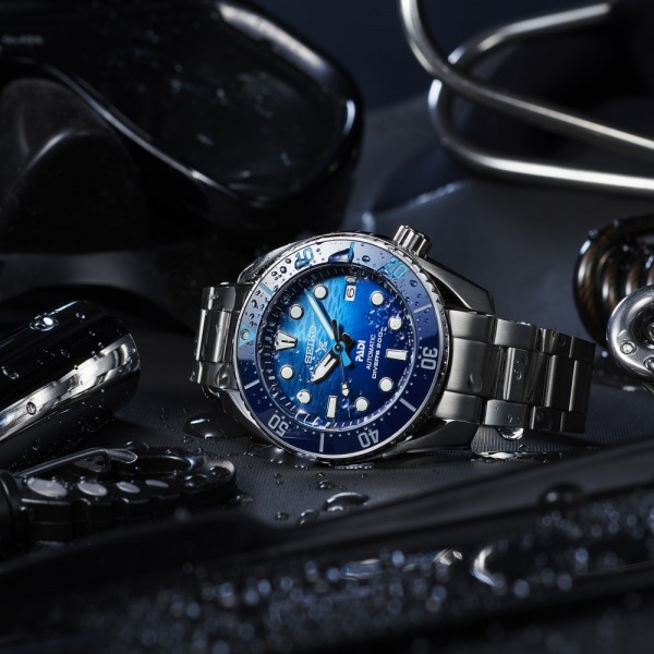 Montre Seiko Prospex Automatique Diver's 200m Cadran Océan Bracelet Acier