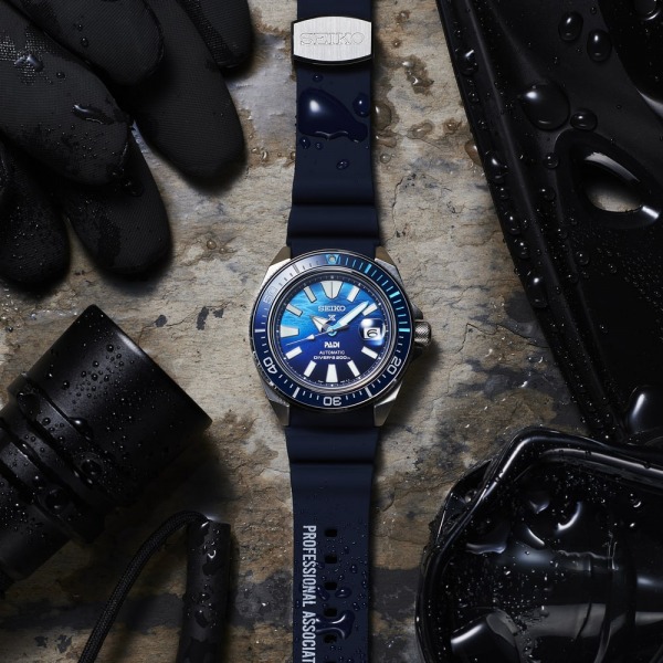 Montre Seiko Prospex Automatique Diver's 200m Cadran Océan Bracelet Caoutchouc