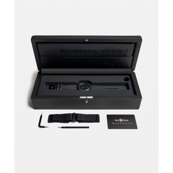 Montre BELL & ROSS BR 03 Phantom 41mm Bracelet Caoutchouc Noir