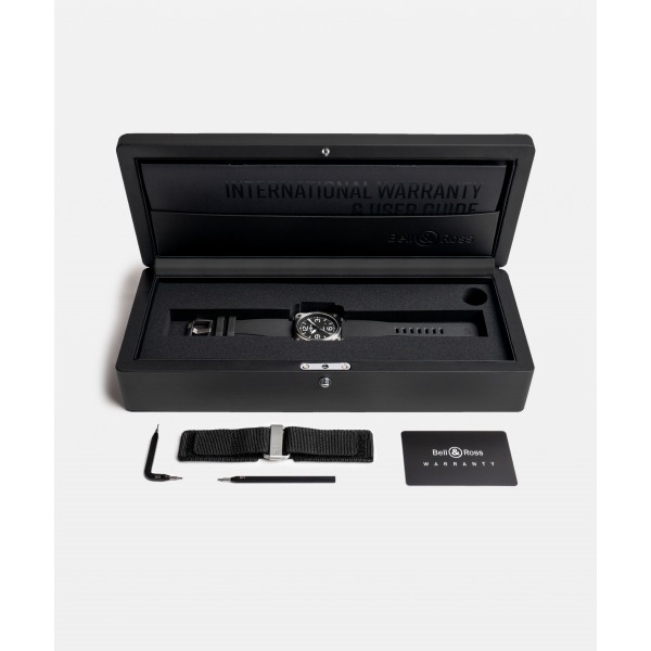 Montre BELL & ROSS BR 03 Black Steel 41mm Bracelet Caoutchouc Noir