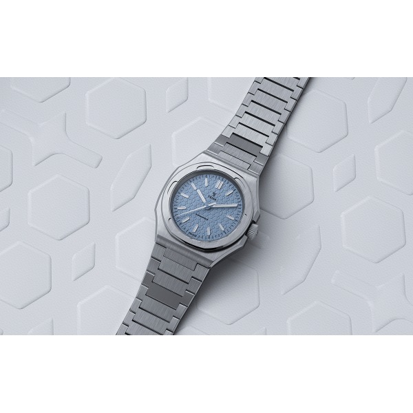 Montre Yema Urban Traveller Cadran Bleu Bracelet Acier