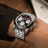 Montre Breitling Classic Avi Chronograph 42 Mosquito Bracelet Acier