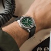 Montre Breitling Avenger Automatic 42 Cadran Vert Bracelet Cuir