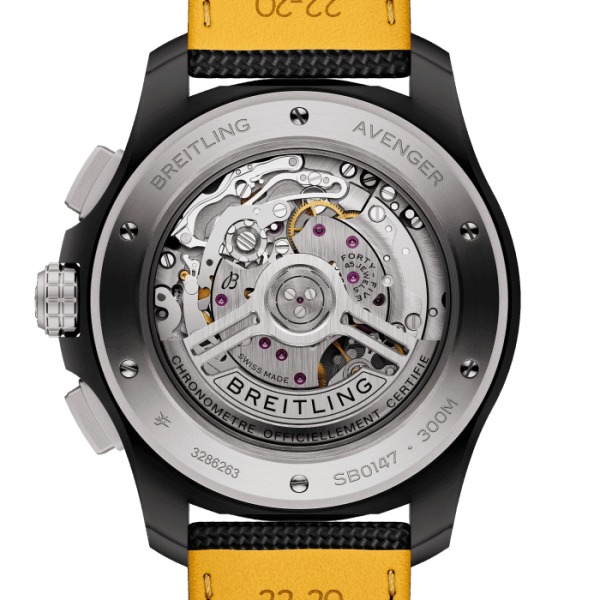 Montre Breitling Avenger B01 Chronograph 44 Night Mission Cadran Noir