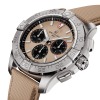 Montre Breitling Avenger B01 Chronograph 44 Cadran Sable Bracelet Cuir