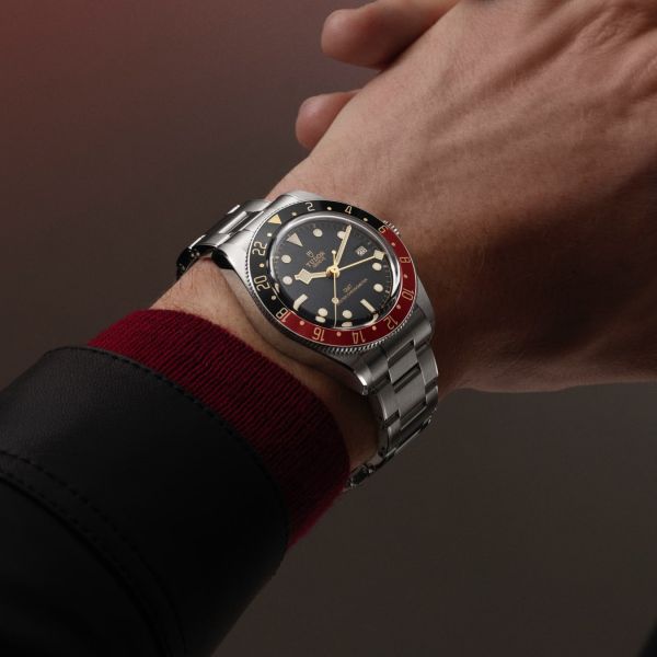 MONTRE HOMME TUDOR BLACK BAY FIFTY-EIGHT GMT NOIR & BORDEAUX