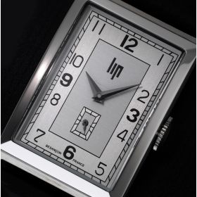 Montre LIP T24 Cadran argenté bracelet cuir Noir
