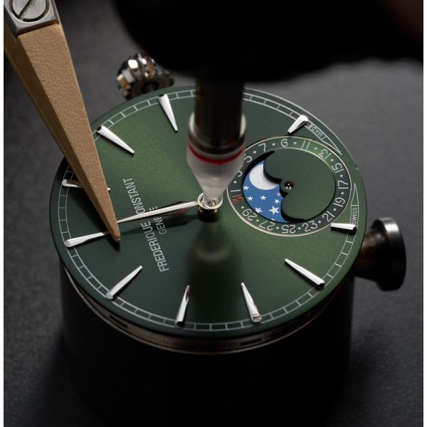 Montre Frederique Constant Manufacture Classic Moonphase Date Cadran Vert