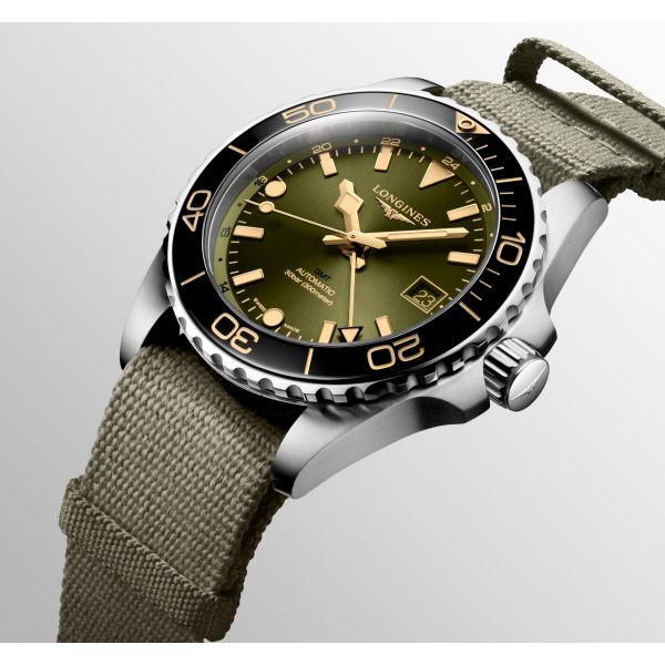 Montre Longines HydroConquest GMT 41mm Sunray Green Bracelet Textile