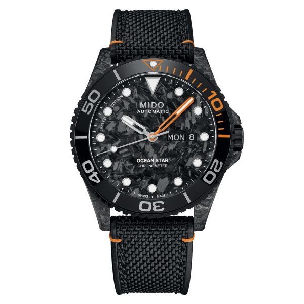 Montre Mido OCEAN STAR 200C Carbon Cadran Noir