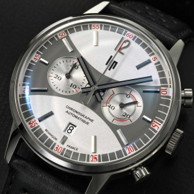 Montre LIP Rallye 42mm Chrono Auto Edition Limitée Cadran Argent