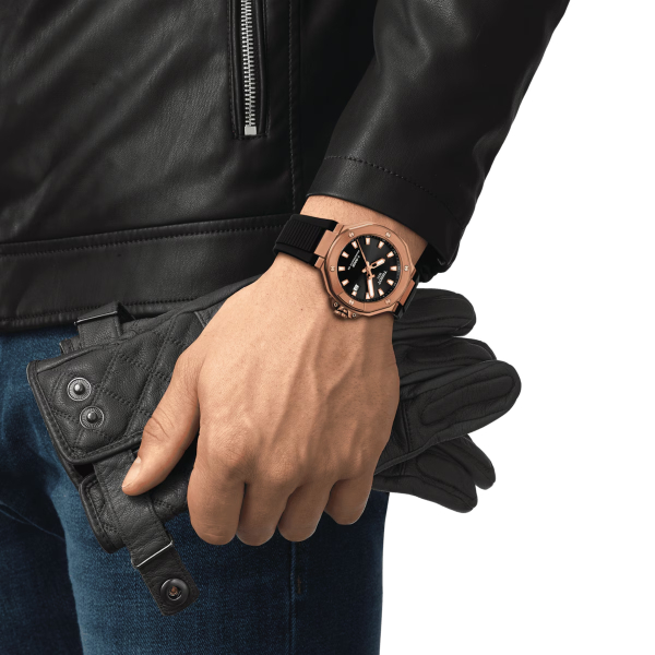 Montre Tissot T-Race Powermatic 80 Cadran Noir bracelet caoutchouc