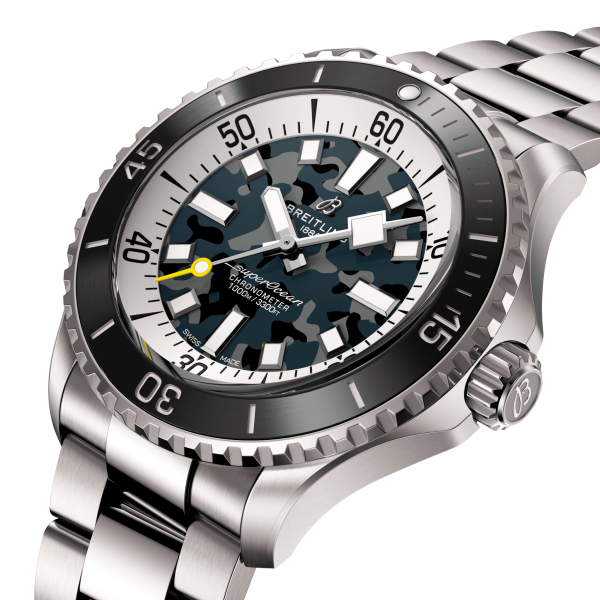 Montre Breitling Superocean Automatic 46 Super Diver Cadran Kaki Bracelet Titane