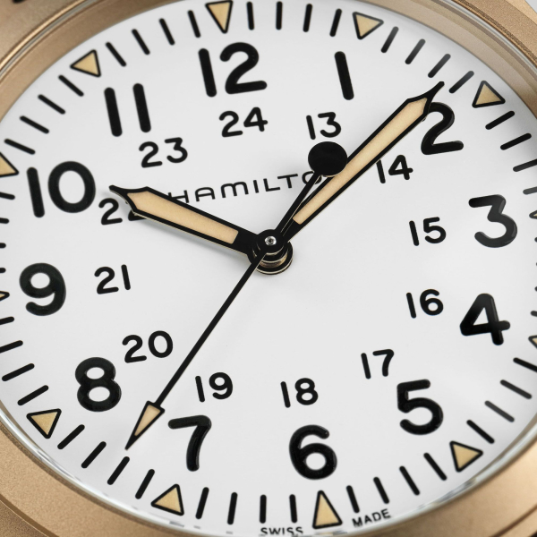 Montre Hamilton Khaki Field Mechanical Cadran Blanc Bracelet Cuir
