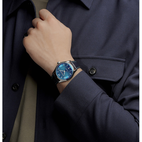 Montre Frederique Constant Classics Runabout Auto Cadran Bleu