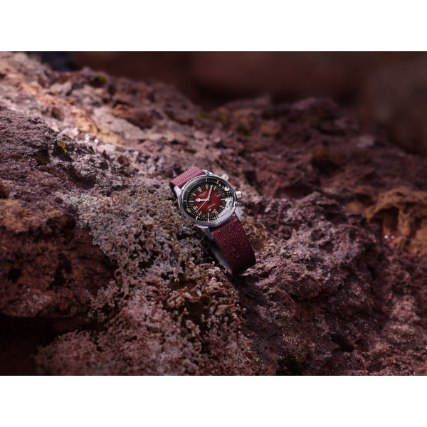 Montre Longines Legend Diver Auto Cadran Bordeaux