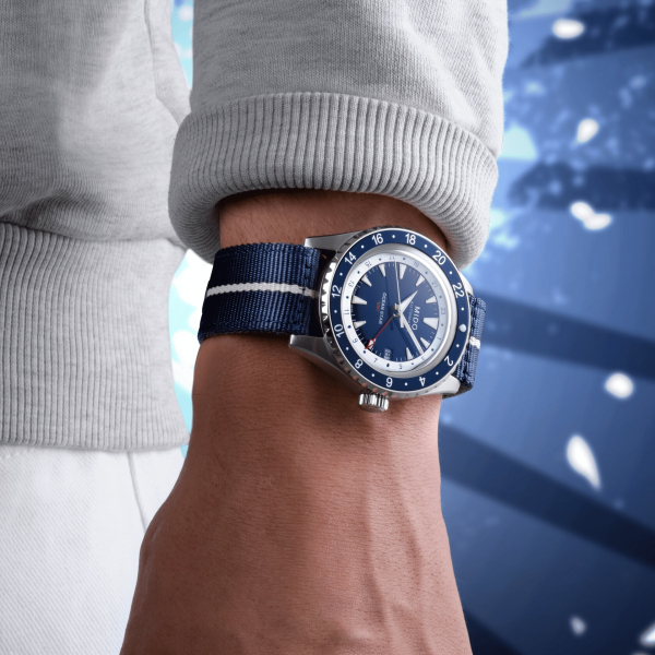 Montre Mido Ocean Star GMT Cadran Bleu Bracelet Acier