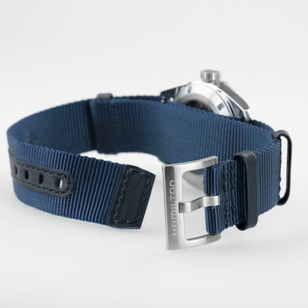 Montre Hamilton Khaki Field Expedition Auto Bracelet Textile Bleu