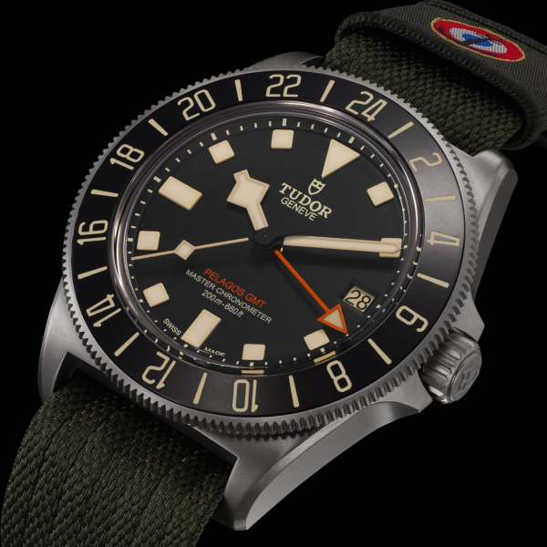MONTRE HOMME TUDOR PELAGOS 42MM FXD MARINE NATIONALE 23