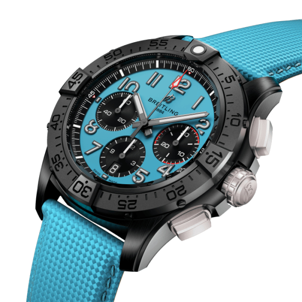 Montre Breitling Super Avenger B01 Chronograph 42 Night Mission