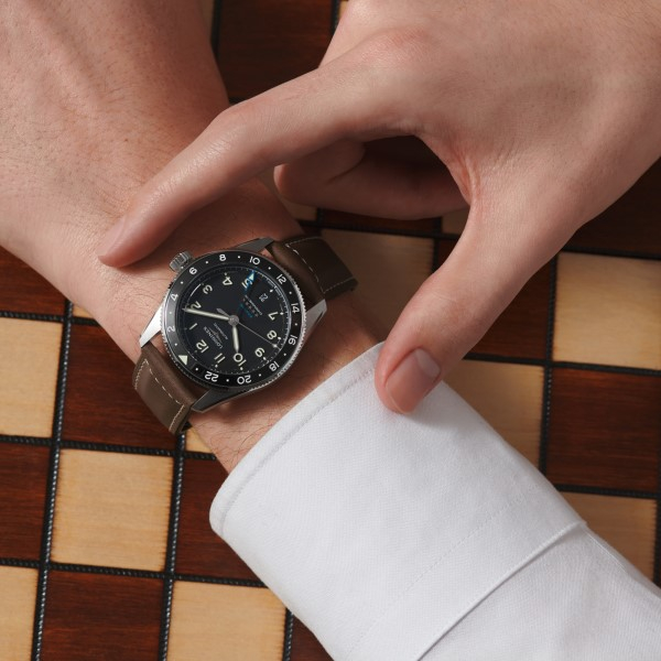 Montre Longines Spirit Zulu Time Automatique 39mm cadran Noir Bracelet Cuir