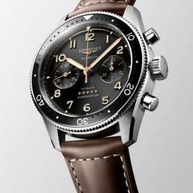 Montre Longines Spirit Flyback Automatique 42 mm Cadran Noir Bracelet cuir