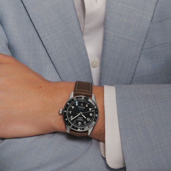 Montre Longines Spirit Zulu Time Automatique 42mm cadran noir bracelet cuir