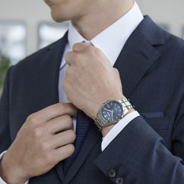 Montre Seiko Presage Automatique Sharp Edge Bleu Acier