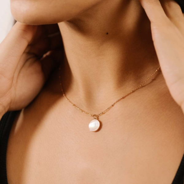 Pendentif Ginette NY Mini Ever Pink MOP Charm Or Rose