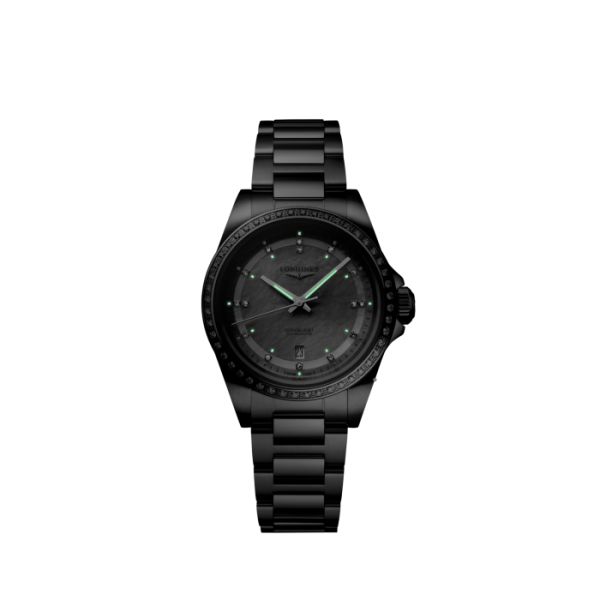 Montre Longines Conquest Cadran Nacre blanche Bracelet Acier