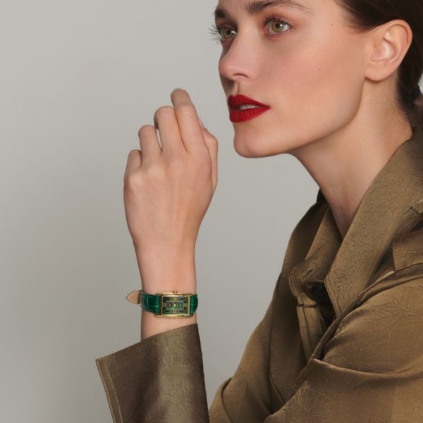LMontre ongines Dolcevita Cadran Vert Bracelet Alligator