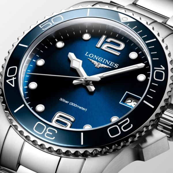 Montre Longines Hydroconquest Cadran Bleu soleillé Bracelet Acier