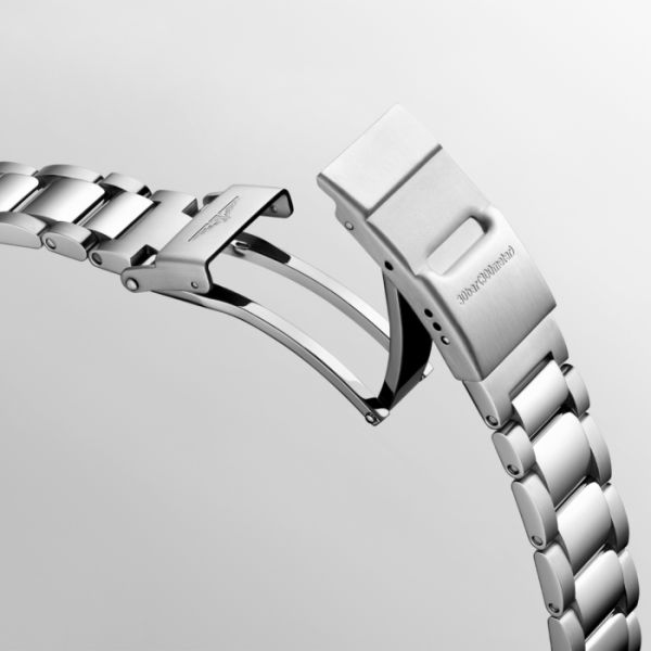 Montre Hydroconquest Cadran Noir soleillé Bracelet Acier
