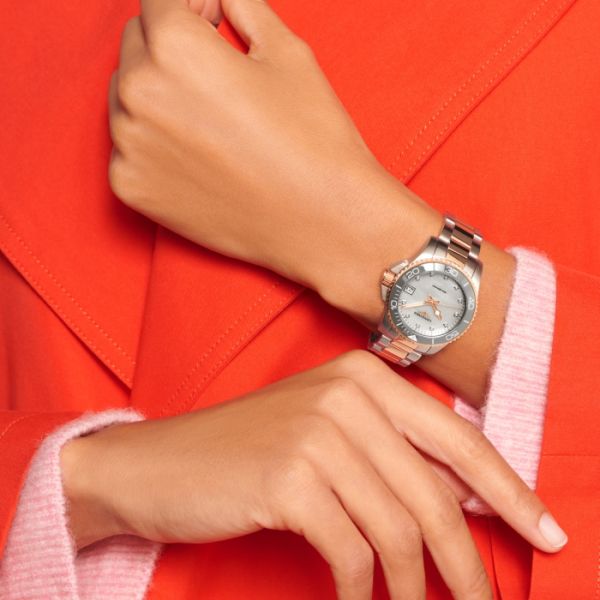 Montre Hydroconquest Cadran Nacre blanche Bracelet Acier et traitement PVD rouge