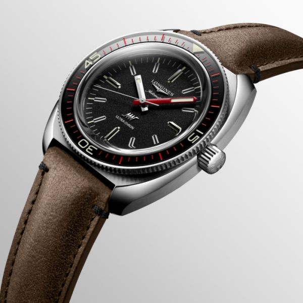 Montre Ultra-Chron Cadran Noir Bracelet cuir